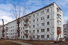 Капремонт домов в Удмуртии, кассовые сборы «Бондианы» и задержание подростков в Новосибирске: новости к этому часу