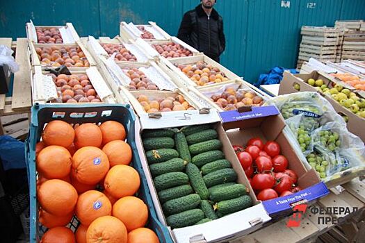 На Среднем Урале подорожали овощи и фрукты. Подешевела водка