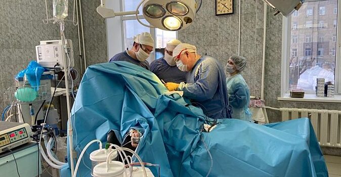 Врачи Оренбурга впервые провели операцию по установке плечевого эндопротеза