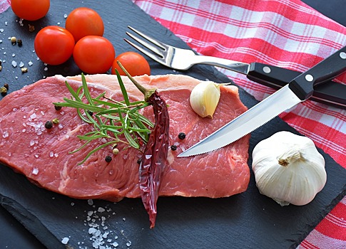 В Омске покупателям предлагали мясо без ветеринарной проверки