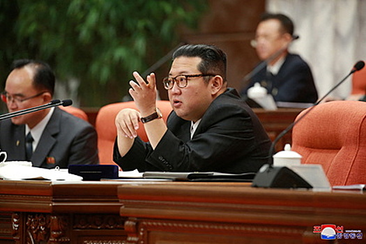 Ким Чен Ын подвел итоги 2021 года