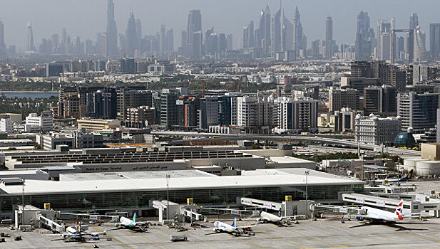 В аэропорту Дубая появятся «биометрические тоннели»