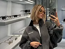 Русская подруга Джонни Деппа объявила о свадьбе