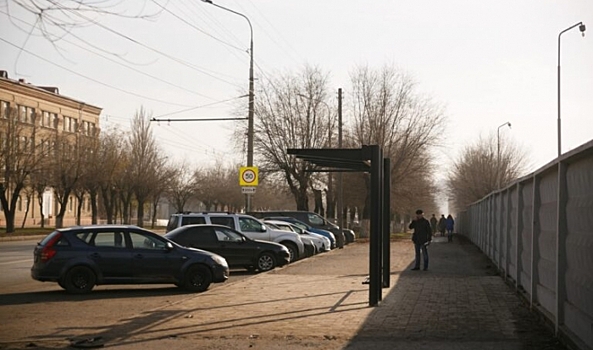 Прокуратура обязала мэрию Волгограда оборудовать остановку в центре города
