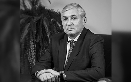Скончался бывший глава амурского Пенсионного фонда Владимир Дорофеев