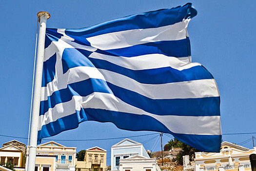 Телеканал Skai: греческие фермеры заблокировали дороги на севере страны