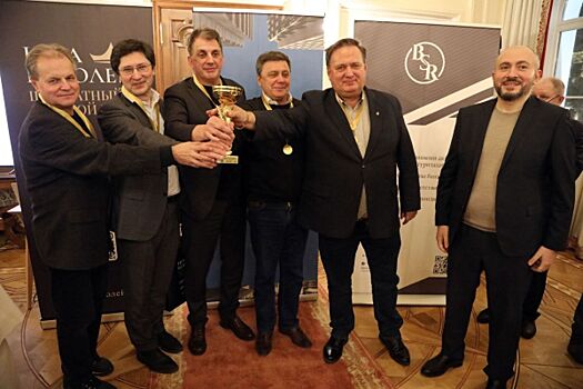 В Москве прошёл командный турнир шахматного делового клуба «Игра Королей»