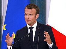 Макрон приедет в Россию на футбол