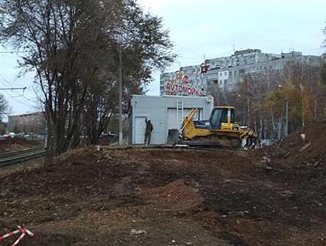 В Самаре начали демонтировать незаконную автомойку, мешающие реконструкции ул. Ташкентской