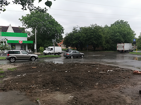 Ростовчане просят обустроить переход на пересечении Толмачева и Мичуринской