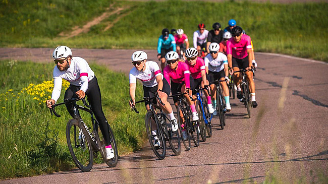 На больших скоростях: как начать заниматься велоспортом и что для этого нужно