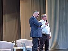 Железногорцы пожаловались Хинштейну на острые проблемы в медицине