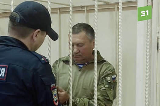 Челябинский депутат явился на суд по делу о взятке в военной форме и был арестован