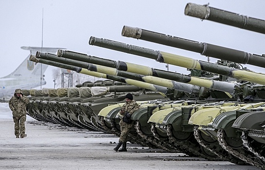 В ДНР заявили о переброске ВСУ 277 танков к линии соприкосновения