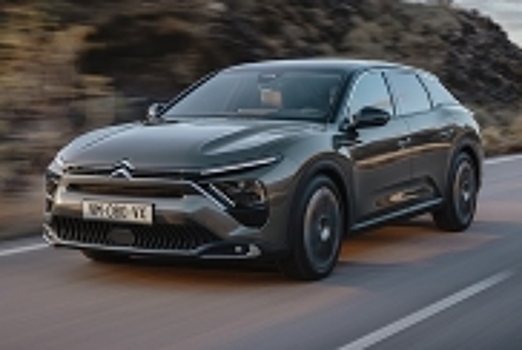 Citroen представил кросс-универсал C5 X