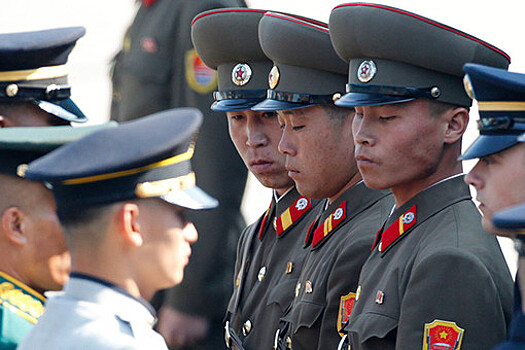Южная Корея заявила, что КНДР не отвечает на их звонки