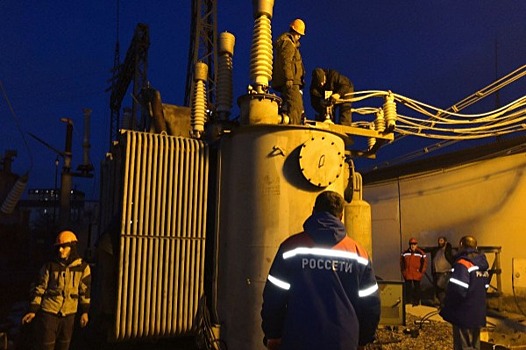 В Махачкале два поселка остались без электричества из-за аварии