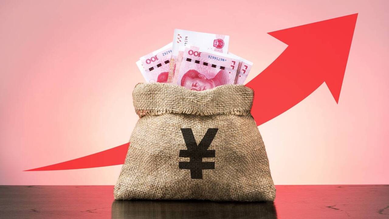 Аналитики рассказали, стоит ли вкладывать деньги в юани и как на этом  заработать - Рамблер/финансы