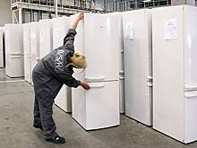 Россияне бросились скупать шубы и холодильники