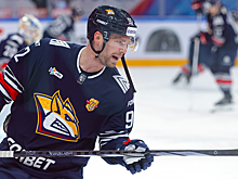 Паливко об адаптации Кузнецова: «Вносит «Металлургу» позитив, любит пошутить. Очень много разговаривает на льду, старается помочь советом»