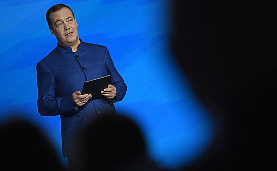 Медведев оценил риски применения ядерного оружия