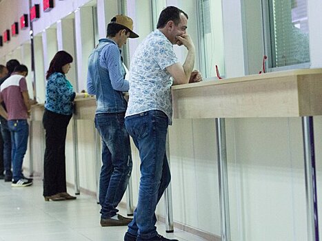 ГД приняла в I чтении законопроект о введении миграционного режима высылки из РФ