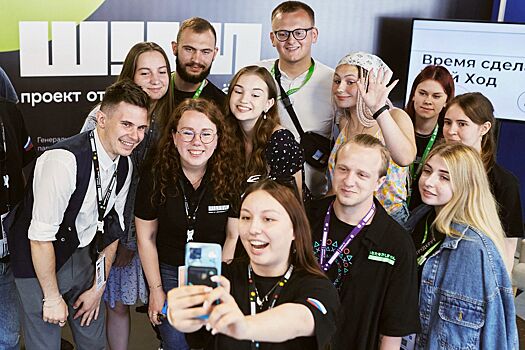 В Орловской области в торжественной обстановке свои первые паспорта получили 130 юных жителей региона