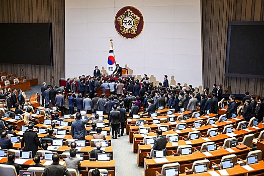 Парламент объявил импичмент исполняющему обязанности президента Южной Кореи