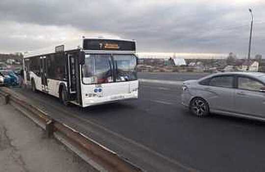 Пассажиры автобуса пострадали в ДТП в Череповце