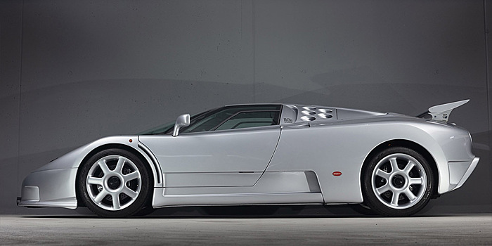 На аукцион выставили уникальный Bugatti EB110 с пробегом в тысячу километров