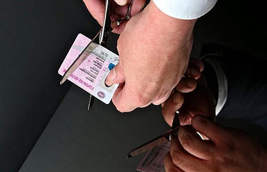 В Красноуфимске у 32 человек забрали водительские права