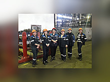 На «Уральской кузнице» выбрали лучшую машинистку мостового крана