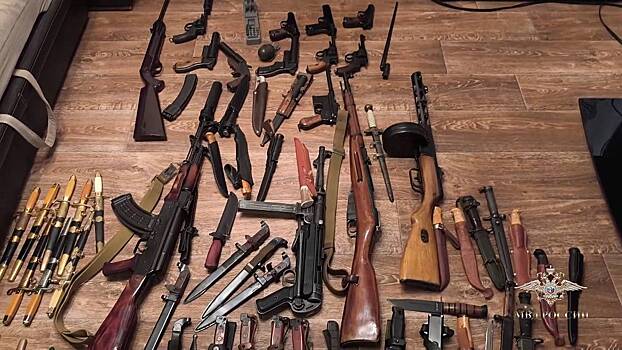 Подпольная группировка принимала заказы на оружие у россиян