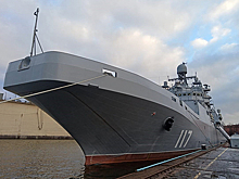 В Калининграде большой десантный корабль "Пётр Моргунов" передали ВМФ России