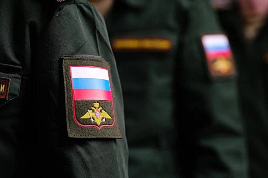 Волонтеры: Москвичи активно интересуются возможностью прохождения военной службы по контракту