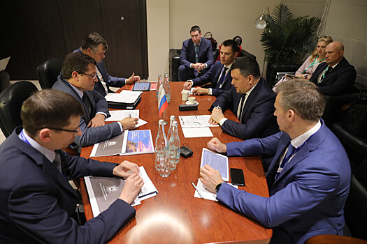 Никитин обсудил вопросы сотрудничества с гендиректором «Почты России»