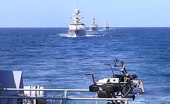 апуск крылатых ракет «Калибр» с кораблей Каспийской флотилии ВМФ России по объектам «Исламского государства» (ИГ) в Сирии