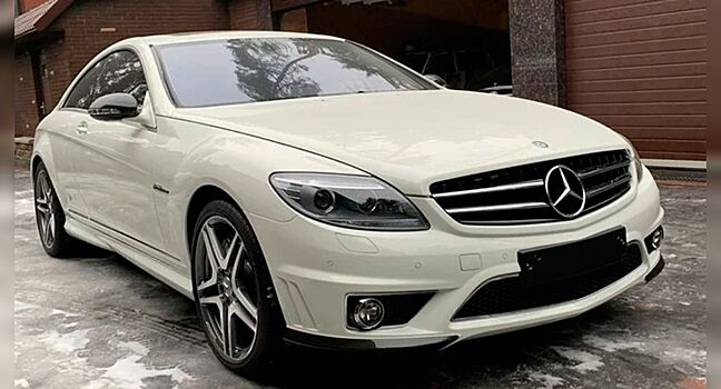 Россиянин выставил на продажу уникальный Mercedes-Benz CL 63 AMG в состоянии нового