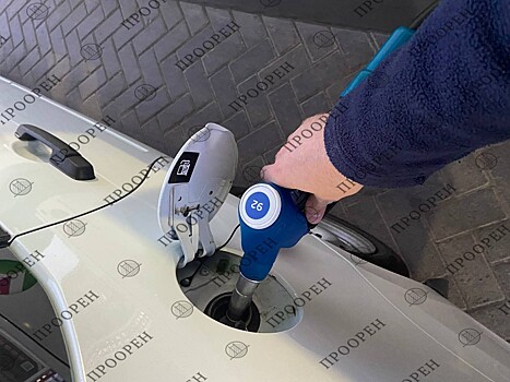 В Оренбуржье цены на бензин продолжают колебаться