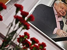 Безруков назвал Табакова великим русским актером