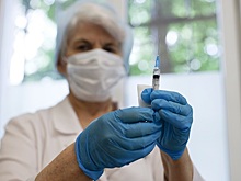 Заразны ли привитые от коронавируса