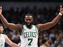 «Он всегда рядом с командой. Видно, что Джейсон предан делу». Джейлен Браун — о Тейтуме