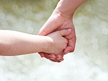 Методист Казакова заявила, что знакомить детей с английским языком можно с полутора лет