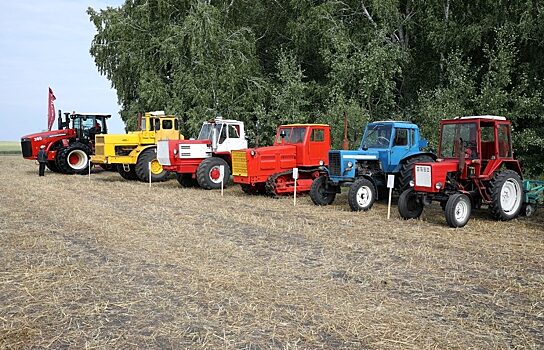 Представители 20 регионов России посетили агропромышленную выставку в Курганской области