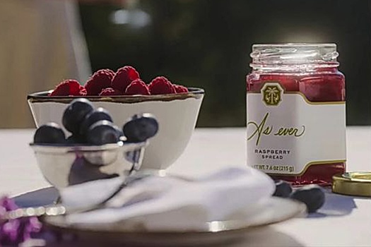 Меган Маркл представила свой бренд по продаже фруктового джема на завтрак