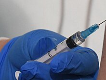 The Washington Times (США): медсестра упала в обморок на пресс-конференции после вакцинации от коронавируса