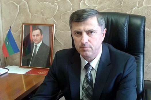 Начальника управления КЧР в сфере закупок уволили за нарушение закона о коррупции