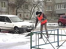 В мэрии Калининграда раскритиковали управляющие компании за уборку снега во дворах