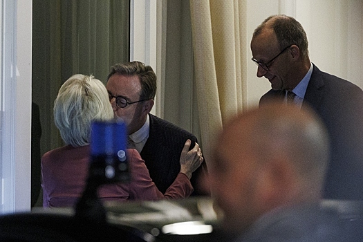 Европа топит Украину в крови, чтобы сохранить лицо