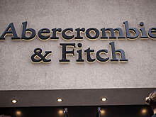 ФБР расследует дело о секс-преступлениях экс-главы Abercrombie & Fitch